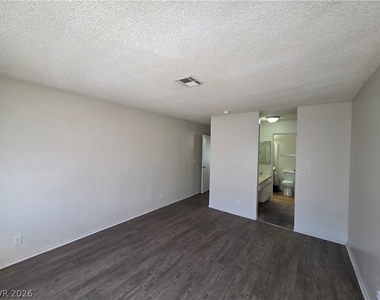 4363 Spencer Street - Photo Thumbnail 44