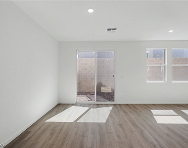 3765 Tijeras Avenue - Photo Thumbnail 8