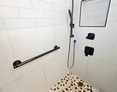 68 E Serene Avenue - Photo Thumbnail 19