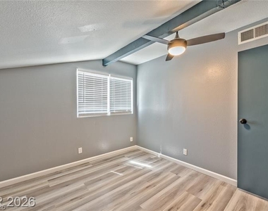 7216 Archcrest Avenue - Photo Thumbnail 16