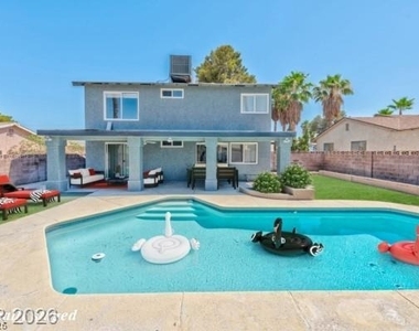 7216 Archcrest Avenue - Photo Thumbnail 10