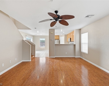 1151 Paradise Vista Drive - Photo Thumbnail 4