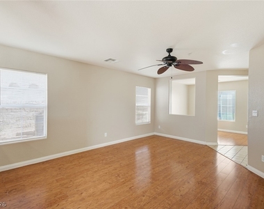 1151 Paradise Vista Drive - Photo Thumbnail 7