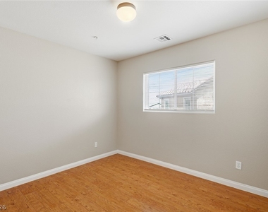 1151 Paradise Vista Drive - Photo Thumbnail 31