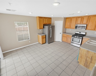 1151 Paradise Vista Drive - Photo Thumbnail 27