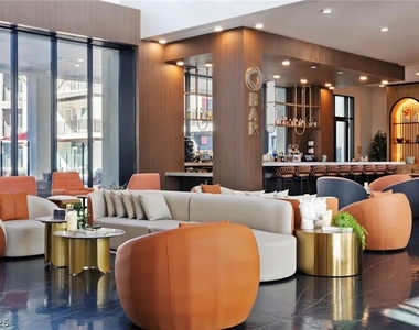 5050 W Russell Road - Photo Thumbnail 4