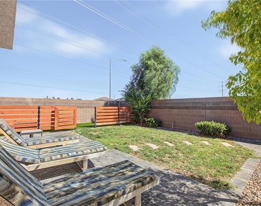 10310 Arville Springs Court - Photo Thumbnail 24