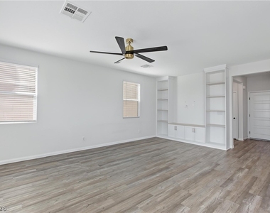 10310 Arville Springs Court - Photo Thumbnail 7
