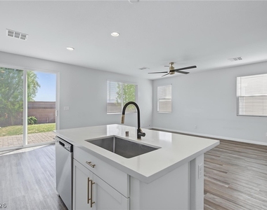 10310 Arville Springs Court - Photo Thumbnail 6