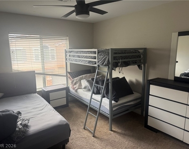 8727 Tom Noon Avenue - Photo Thumbnail 13