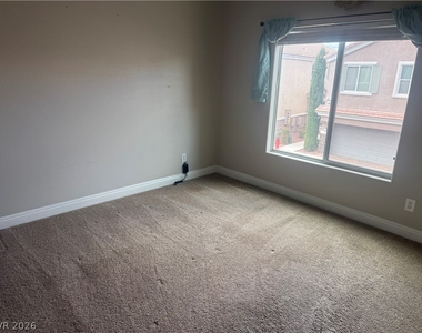 8727 Tom Noon Avenue - Photo Thumbnail 11