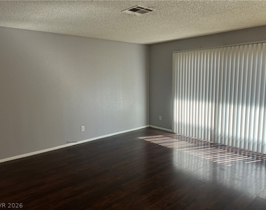 2853 Wheelwright Drive - Photo Thumbnail 5