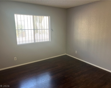 2853 Wheelwright Drive - Photo Thumbnail 17