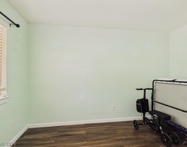 4970 Honey Locust Drive - Photo Thumbnail 28