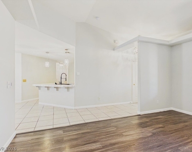 4970 Honey Locust Drive - Photo Thumbnail 7