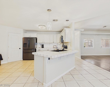 4970 Honey Locust Drive - Photo Thumbnail 4