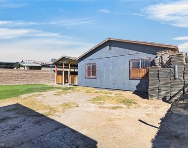 3421 Lillis Circle - Photo Thumbnail 18