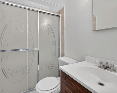 3421 Lillis Circle - Photo Thumbnail 13