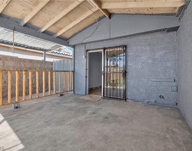 3421 Lillis Circle - Photo Thumbnail 16