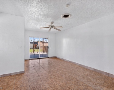 3421 Lillis Circle - Photo Thumbnail 2