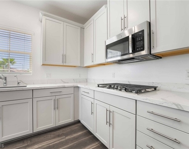 2555 Hampton Road - Photo Thumbnail 13