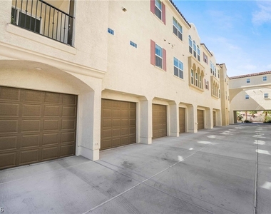 2555 Hampton Road - Photo Thumbnail 3