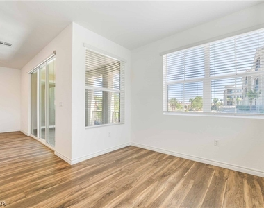2555 Hampton Road - Photo Thumbnail 14