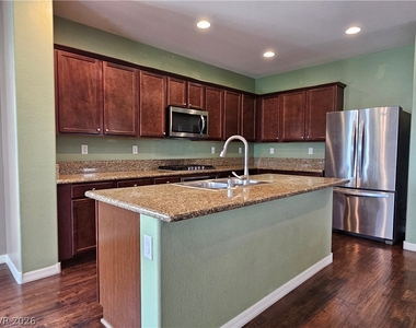 7141 Orion Bands Street - Photo Thumbnail 4