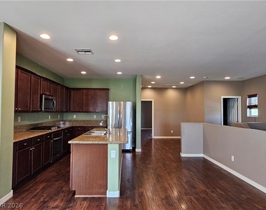 7141 Orion Bands Street - Photo Thumbnail 9