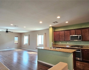 7141 Orion Bands Street - Photo Thumbnail 7