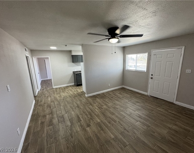 1300 N 22nd Street - Photo Thumbnail 2