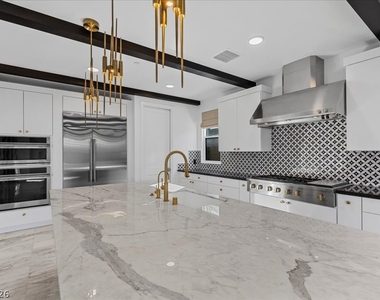 12070 Granite Canyon Street - Photo Thumbnail 10