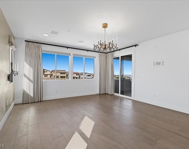 12070 Granite Canyon Street - Photo Thumbnail 20