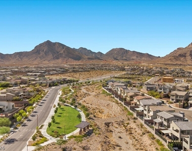 12070 Granite Canyon Street - Photo Thumbnail 73