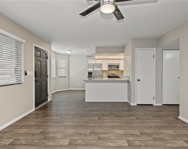 7904 Esterbrook Way - Photo Thumbnail 4