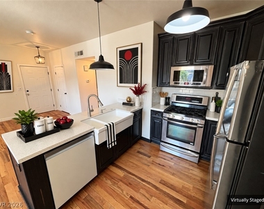 855 N Stephanie Street - Photo Thumbnail 5