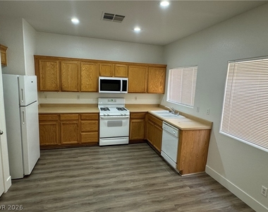 6370 Lonesome Lake Street - Photo Thumbnail 2