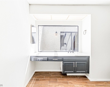 3143 Sonata Drive - Photo Thumbnail 14