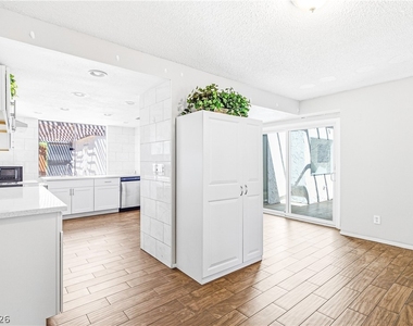 3143 Sonata Drive - Photo Thumbnail 10