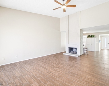 3143 Sonata Drive - Photo Thumbnail 12