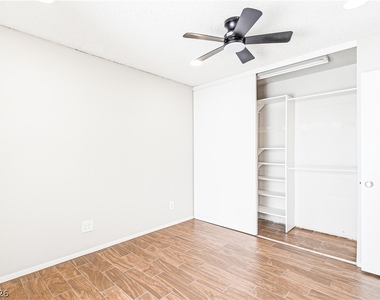 3143 Sonata Drive - Photo Thumbnail 18