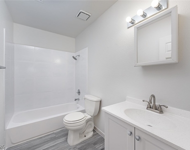 6992 Kepler Drive - Photo Thumbnail 8