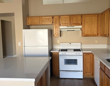 2226 Crown Valley Lane - Photo Thumbnail 14