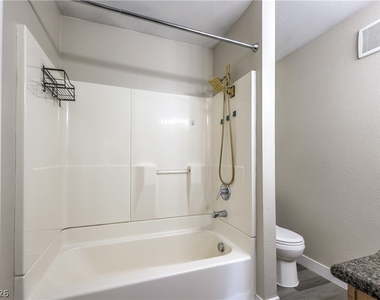 3145 E Flamingo Road - Photo Thumbnail 17