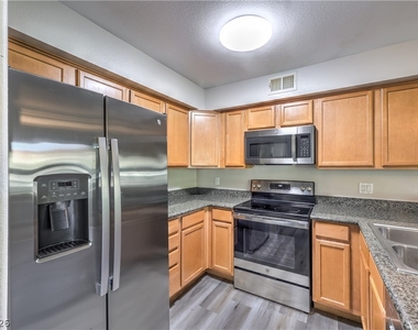 3145 E Flamingo Road - Photo Thumbnail 13
