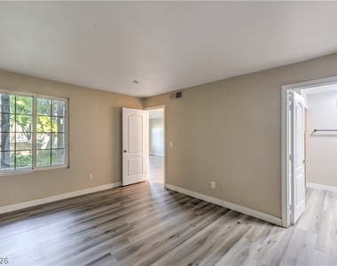 3145 E Flamingo Road - Photo Thumbnail 8