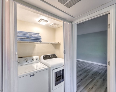 3145 E Flamingo Road - Photo Thumbnail 6