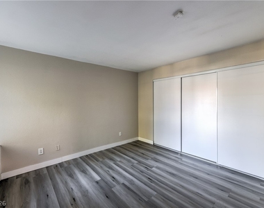 3145 E Flamingo Road - Photo Thumbnail 14