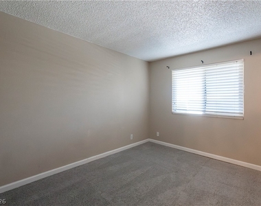 3151 Soaring Gulls Drive - Photo Thumbnail 6