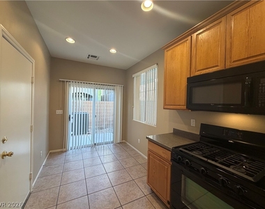 9754 Beach Rose Court - Photo Thumbnail 5